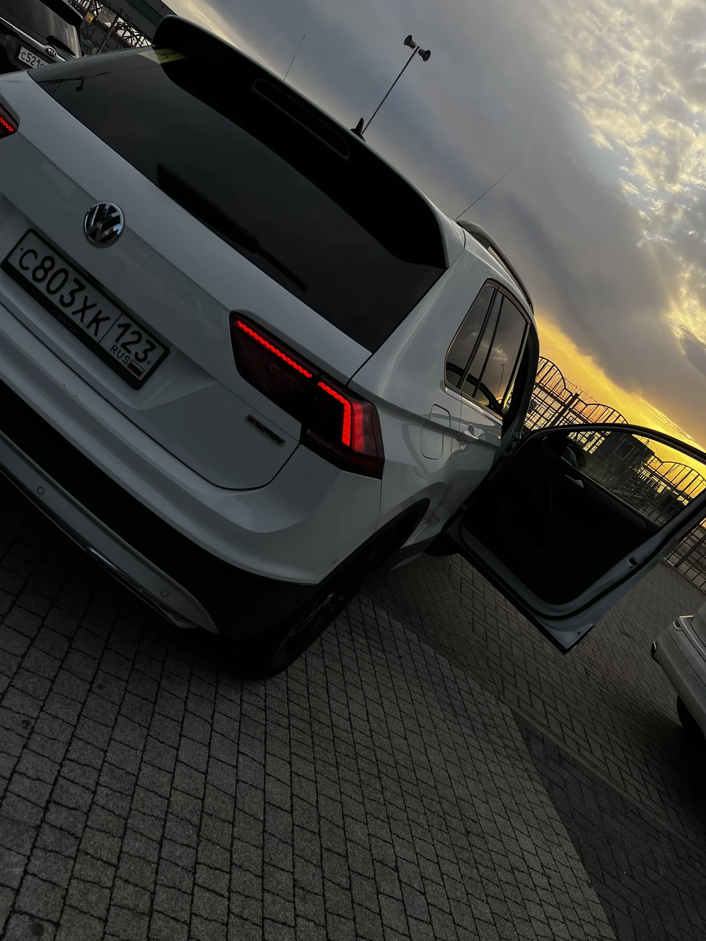 Volkswagen Tiguan - миниатюра 5