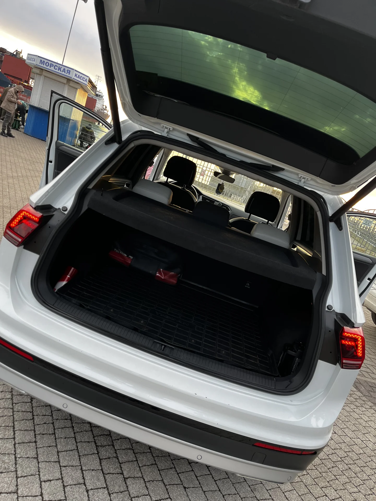 Volkswagen Tiguan - миниатюра 6