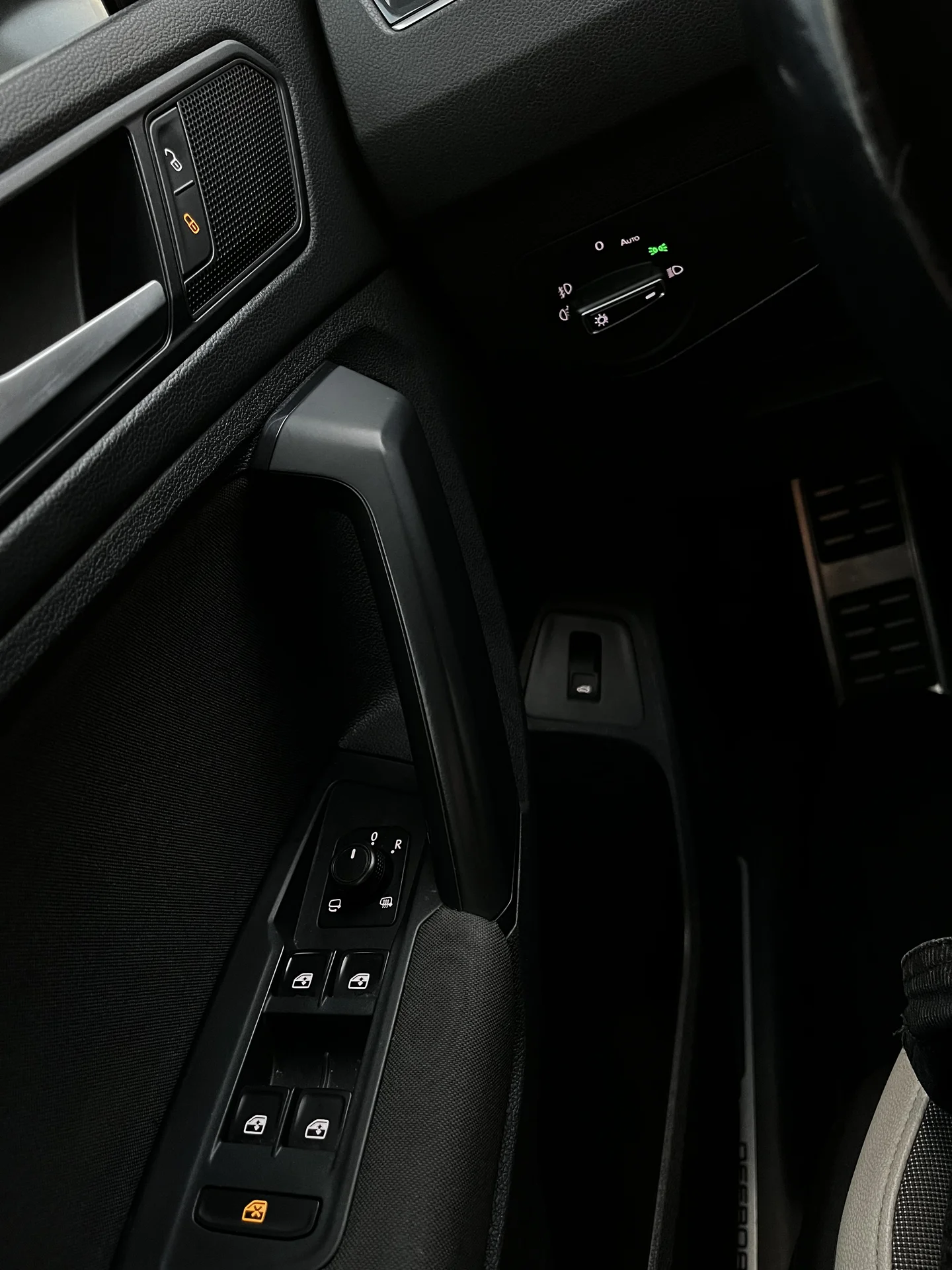 Volkswagen Tiguan - миниатюра 8
