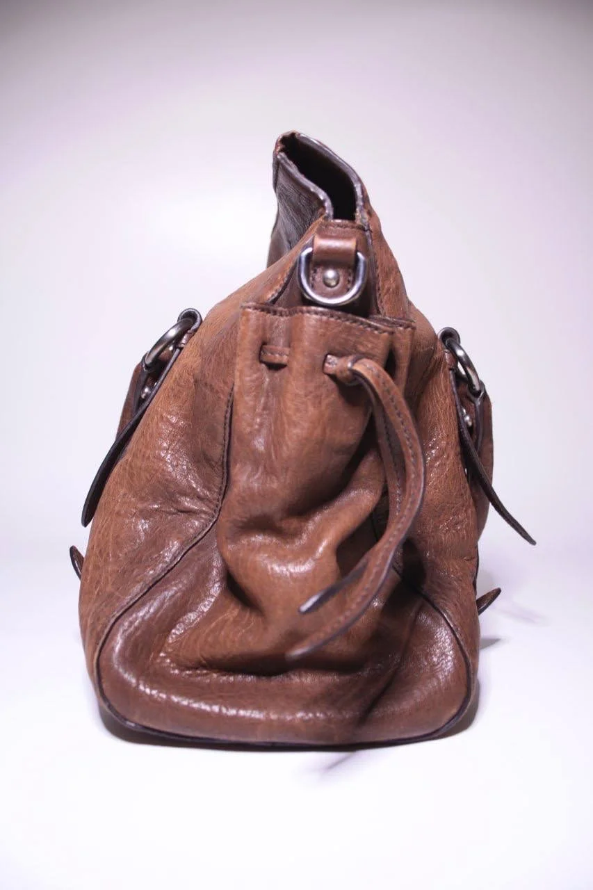 Сумка Miu Miu Leather Tote оригинал - миниатюра 4