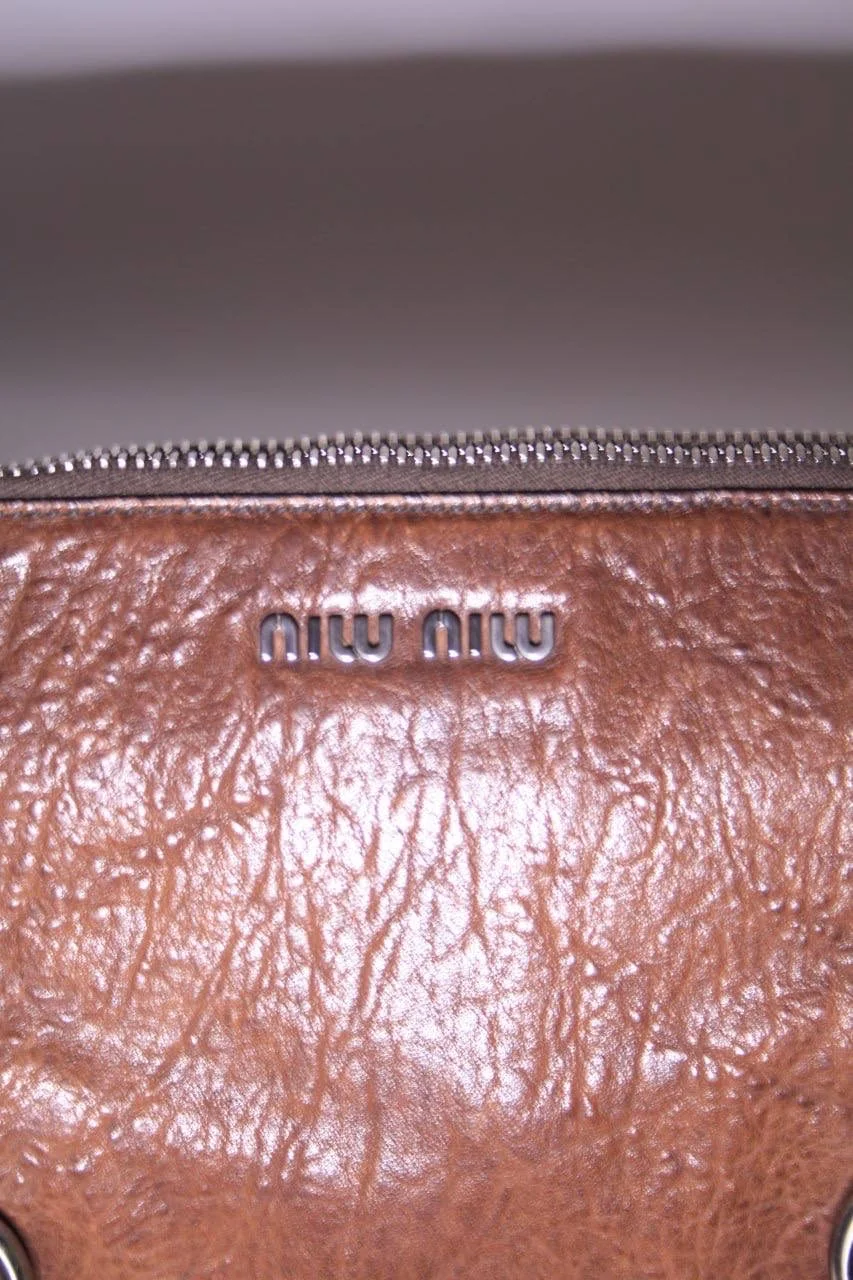 Сумка Miu Miu Leather Tote оригинал - миниатюра 6