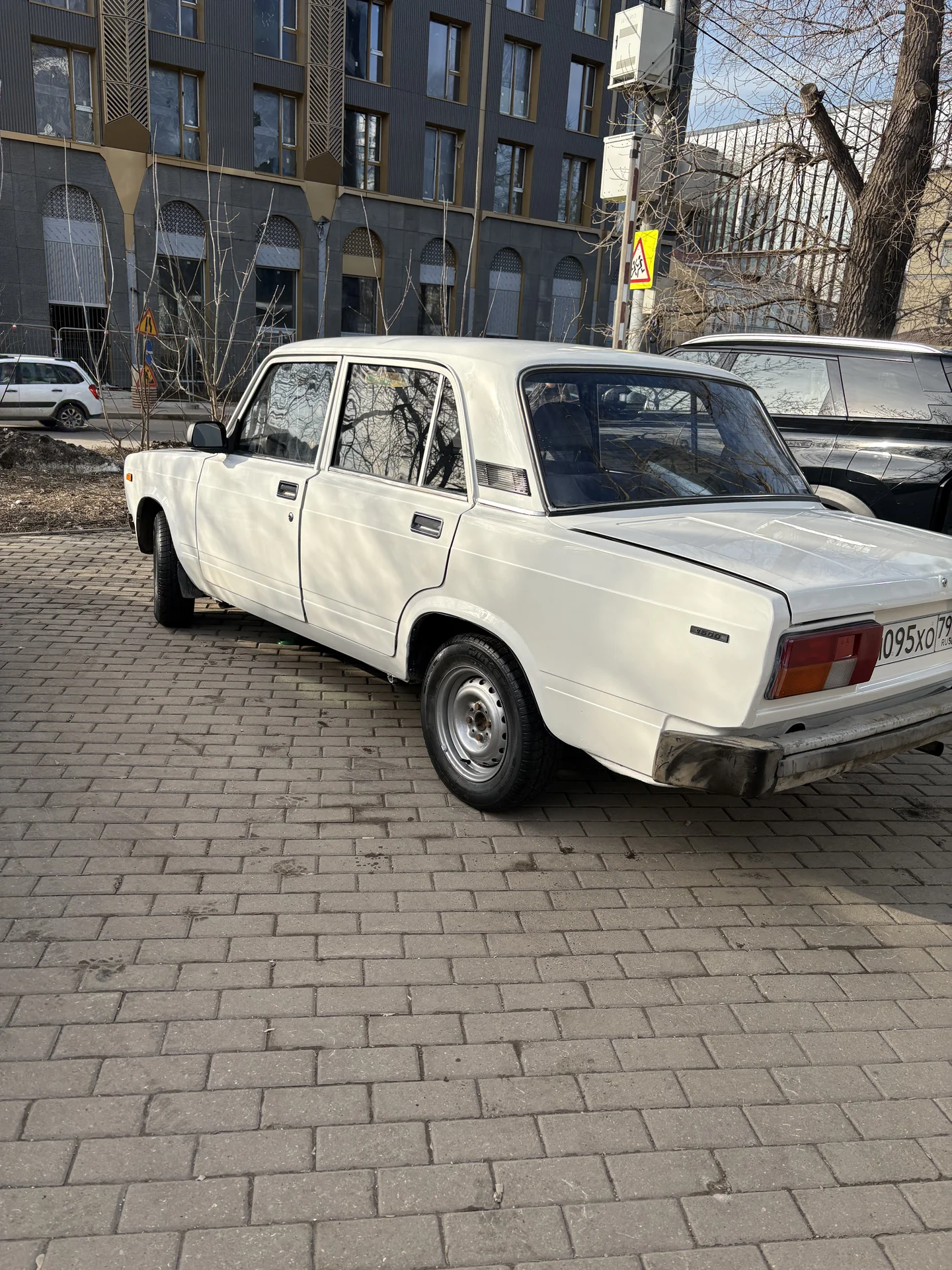 Автомобиль ваз 2107 - миниатюра 4
