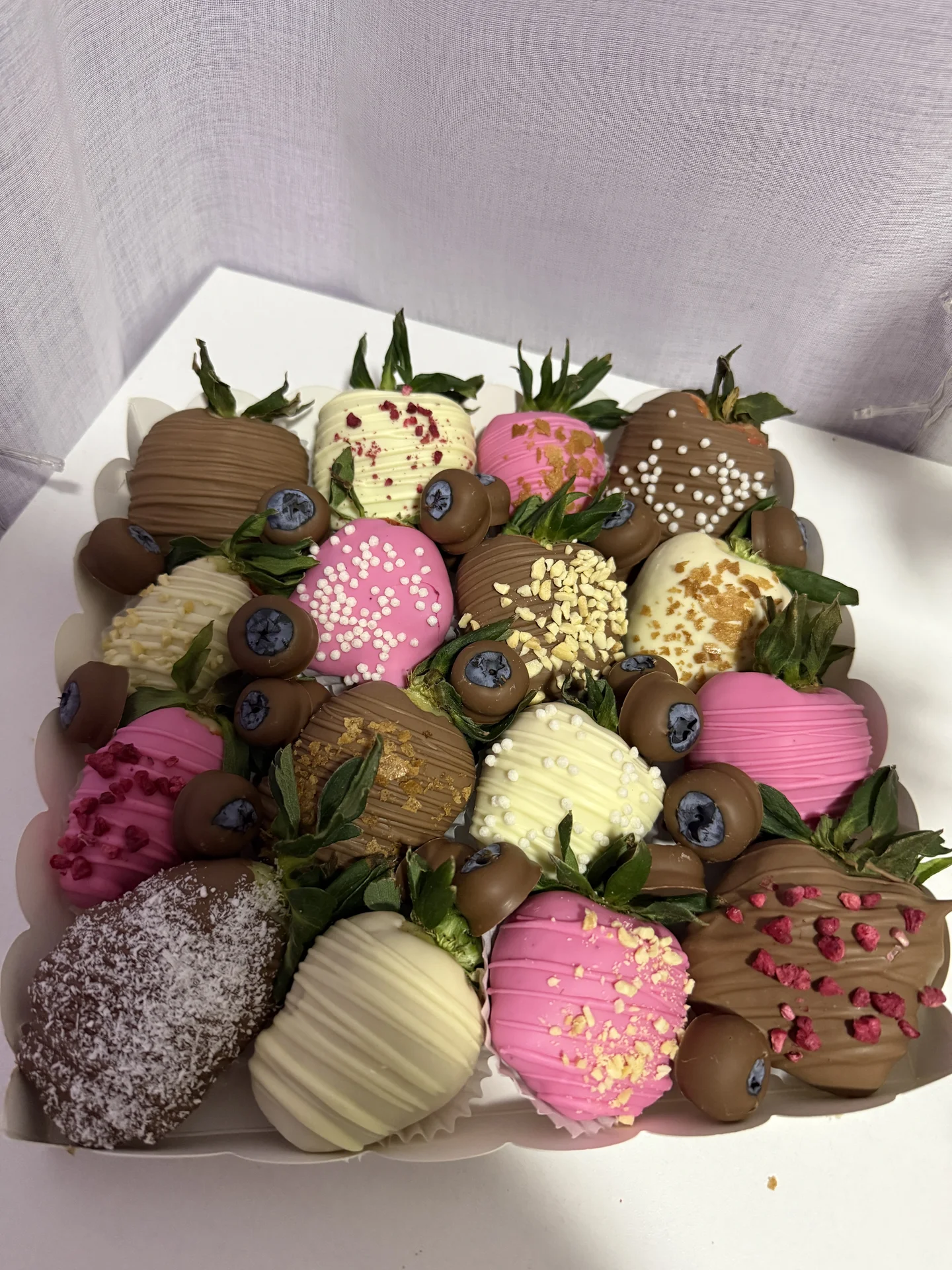 Клубника в бельгийском шоколаде - миниатюра 4
