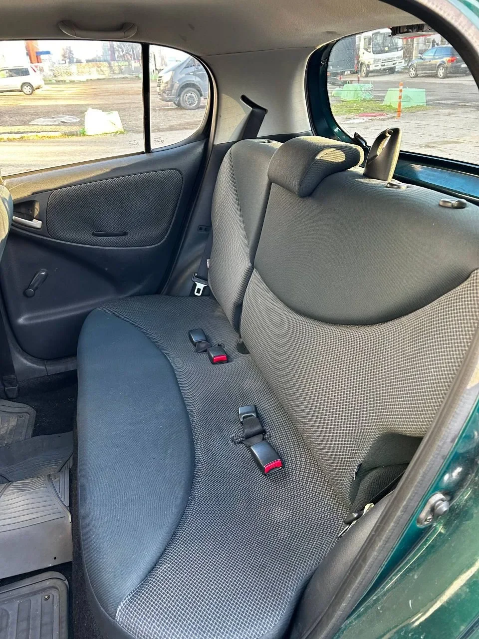 Toyota Yaris 2004г. - миниатюра 15