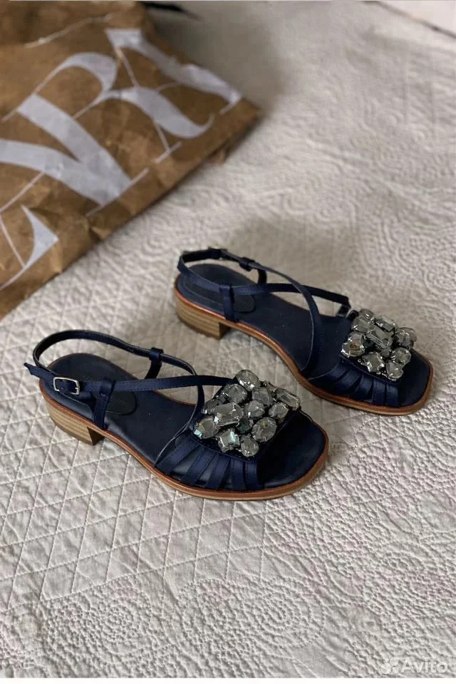 Босоножки атласные с камнями Zara 38размер - изображение 1
