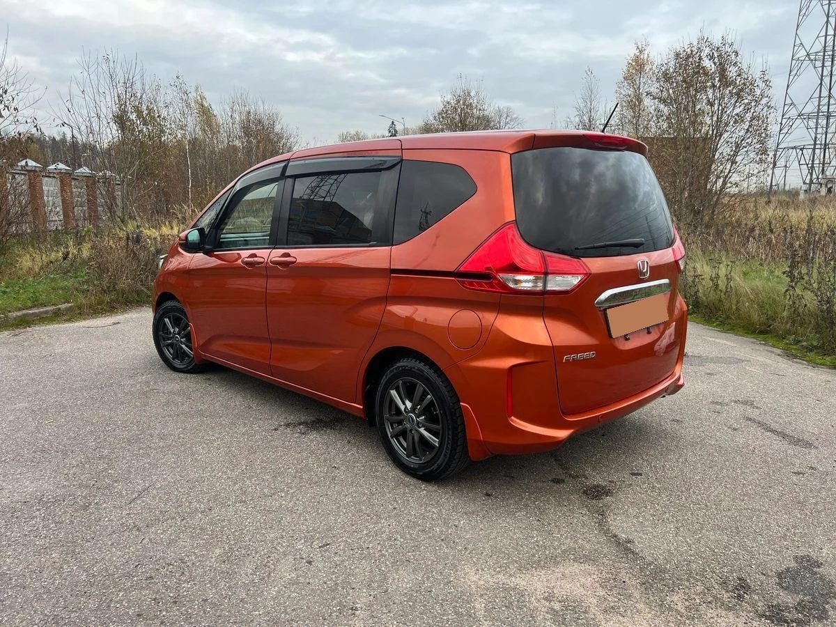 Honda Freed - изображение 1