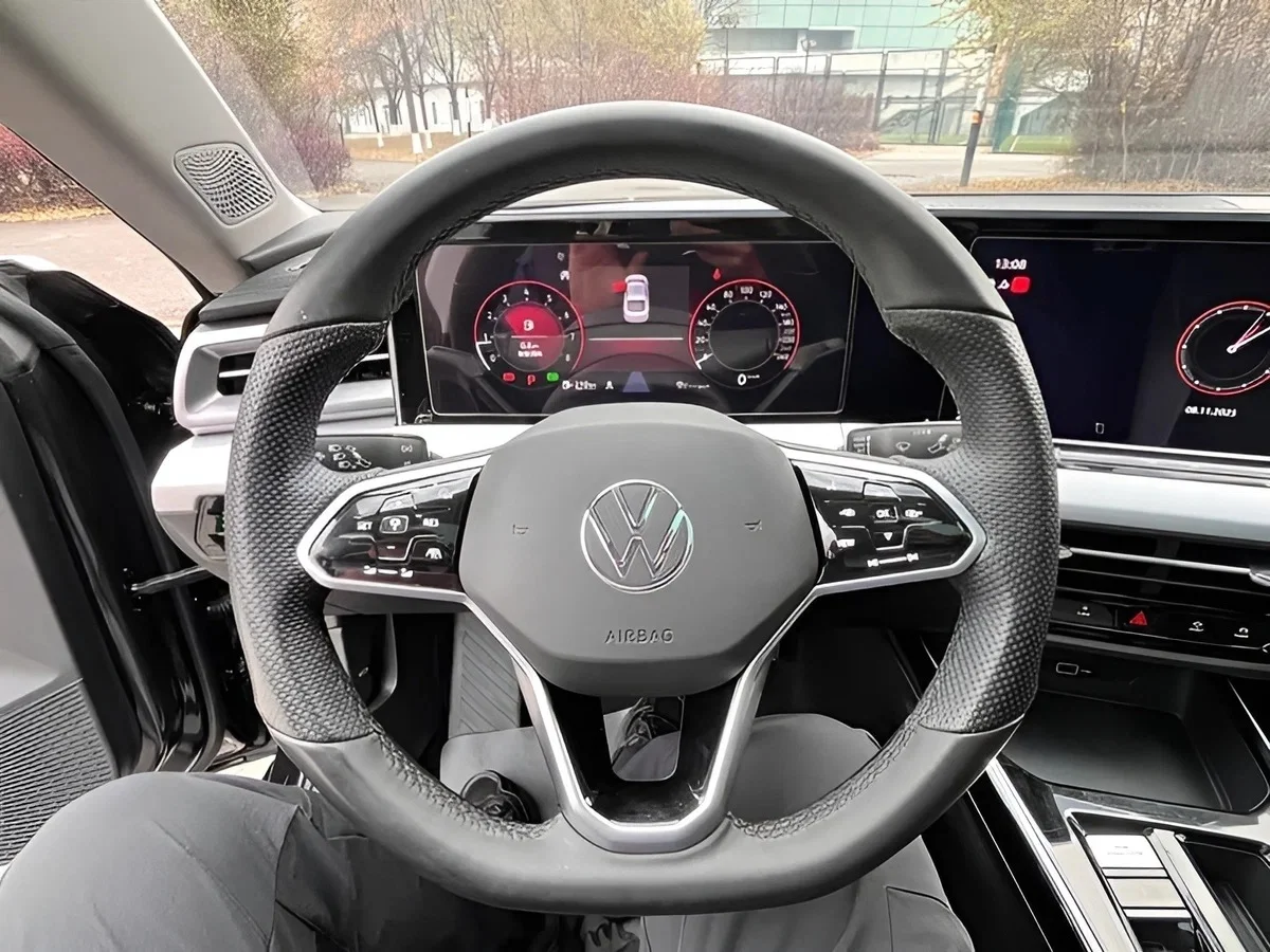Volkswagen Lamando L - миниатюра 8