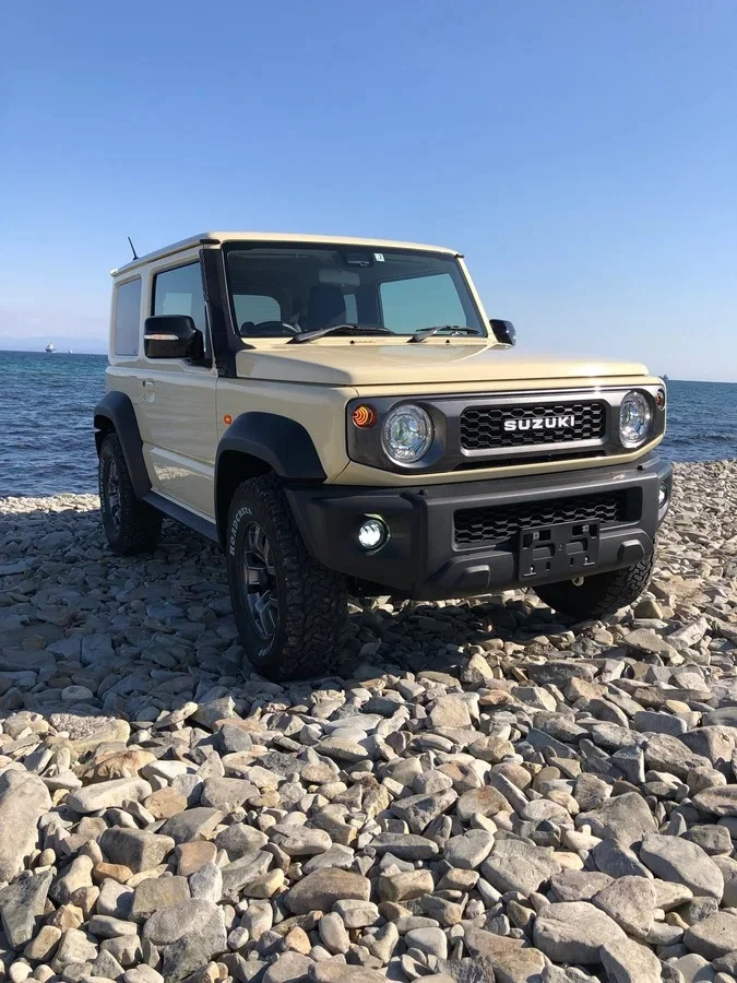 Suzuki Jimny Sierra 1.5 AT (102 л.с.), 4WD - миниатюра 2