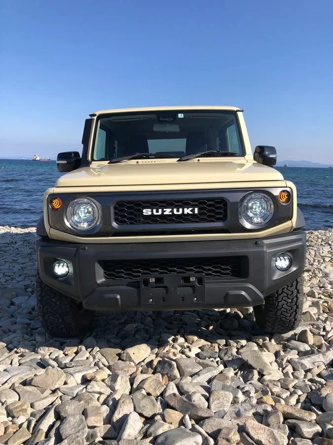 Suzuki Jimny Sierra 1.5 AT (102 л.с.), 4WD - миниатюра 3