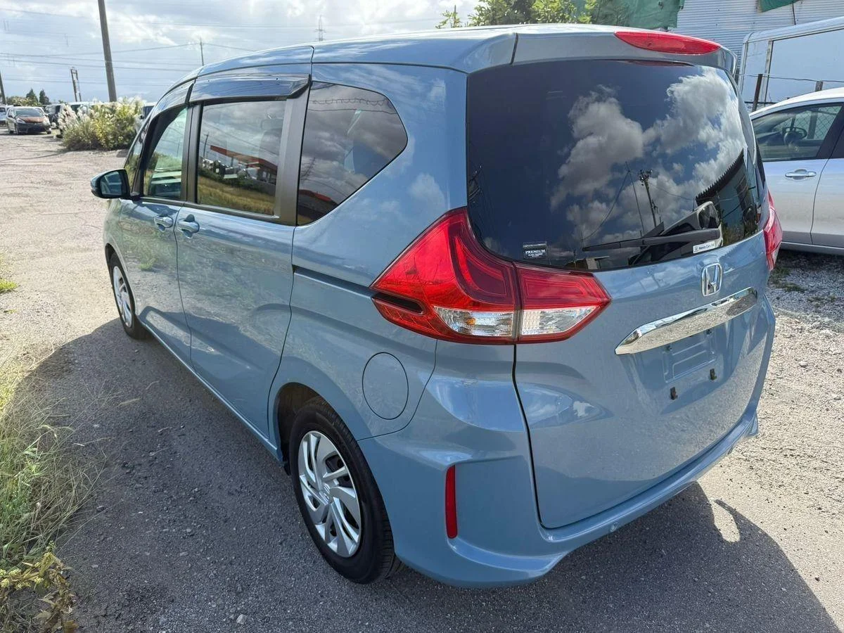 Honda Freed, 2022 г., комплектация G, 1.5 л / 129 л.с., передний привод. - миниатюра 3