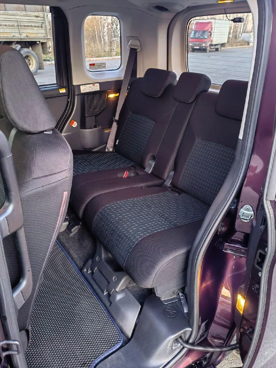 Toyota Roomy 1.0 л, 98 л.с., 2021 г.в топовой комплектации G-T - миниатюра 15
