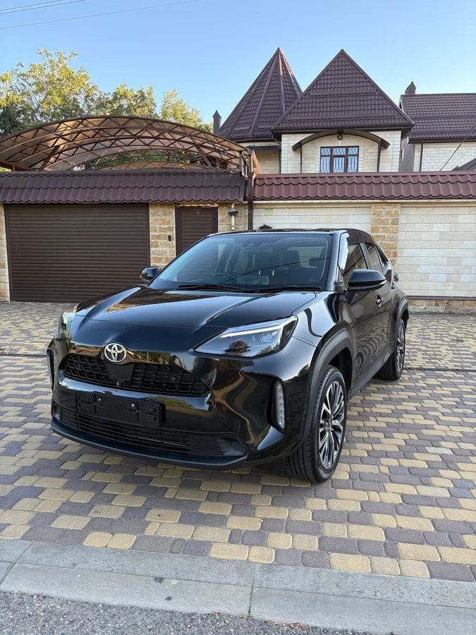 Toyota Yaris Cross, 2023 г. 1.5 л (120 л.с.) 2WD - изображение 1
