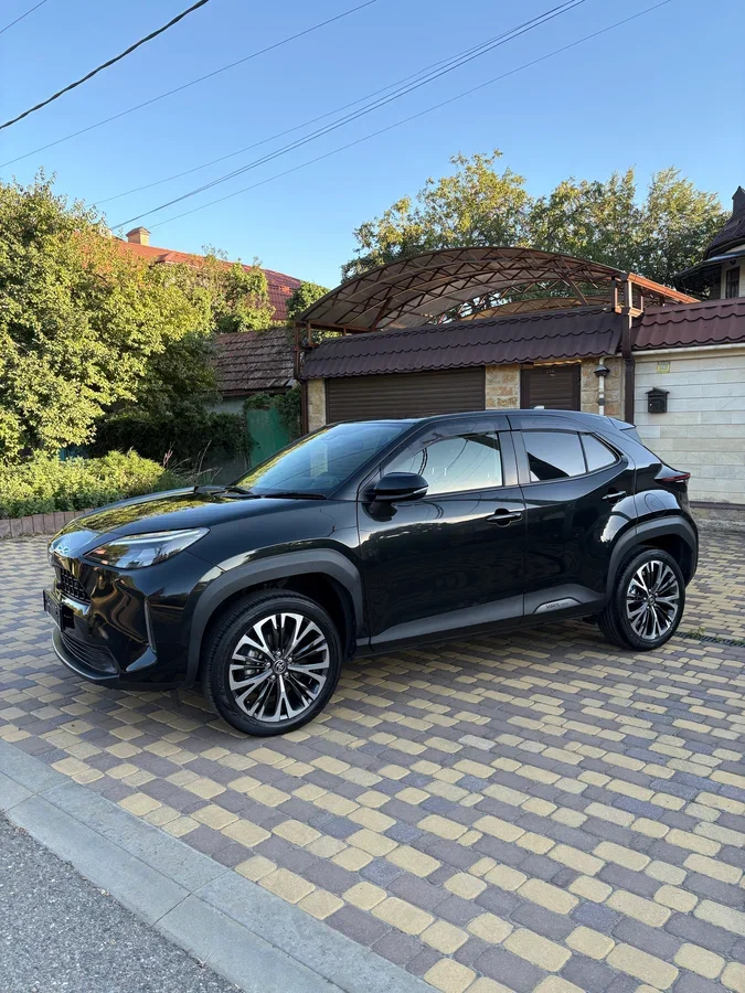 Toyota Yaris Cross, 2023 г. 1.5 л (120 л.с.) 2WD - миниатюра 5