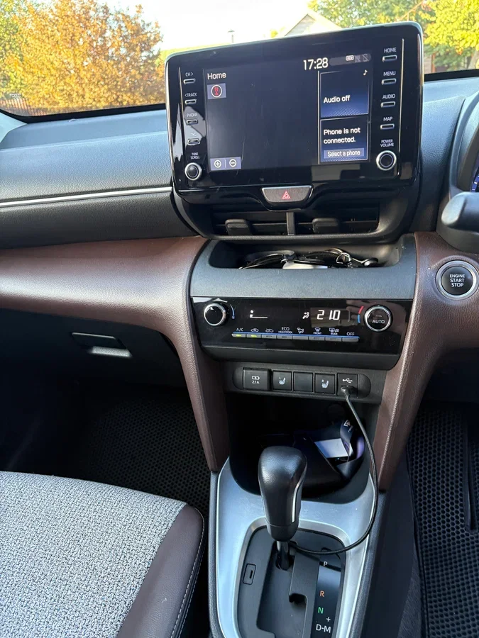 Toyota Yaris Cross, 2023 г. 1.5 л (120 л.с.) 2WD - миниатюра 13
