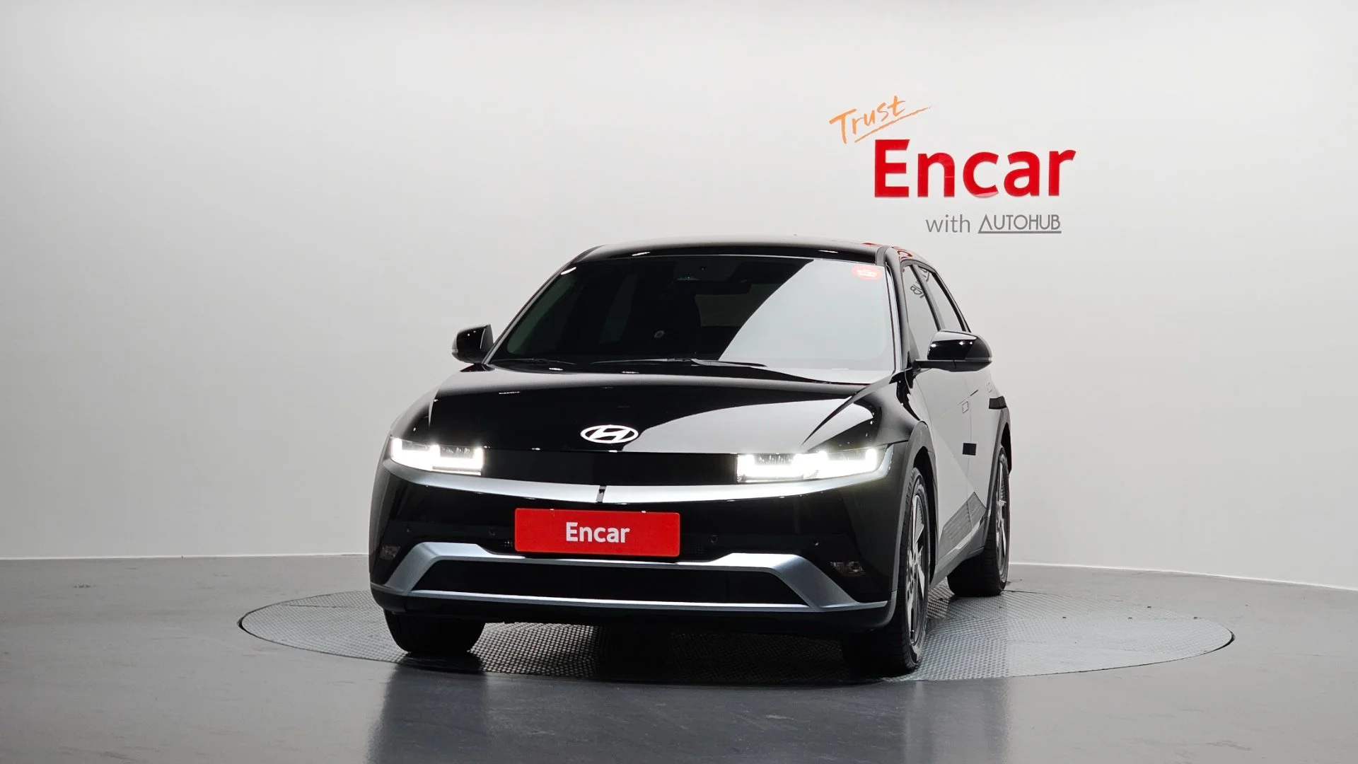 Hyundai Ioniq 5 - миниатюра 3