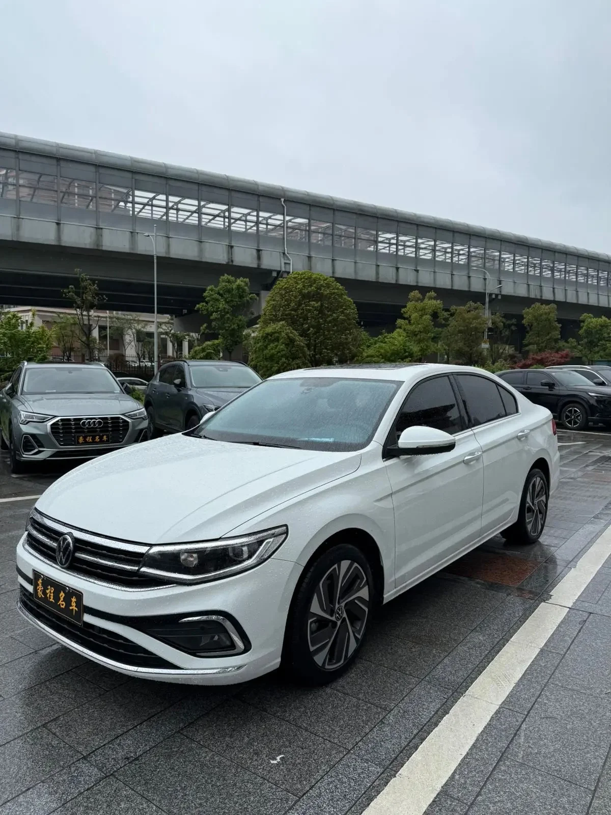 Volkswagen Lavida - изображение 1