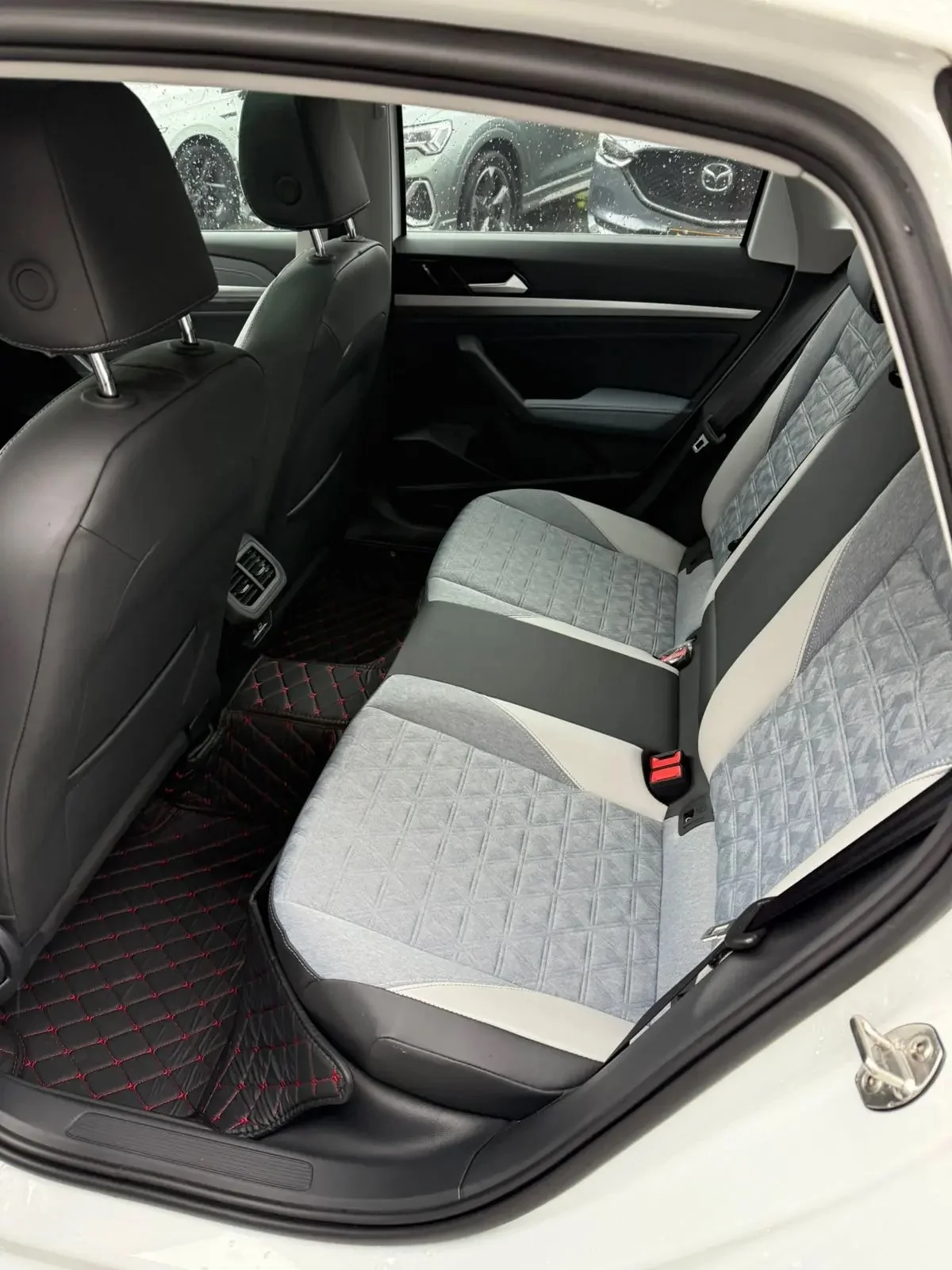 Volkswagen Lavida - миниатюра 5