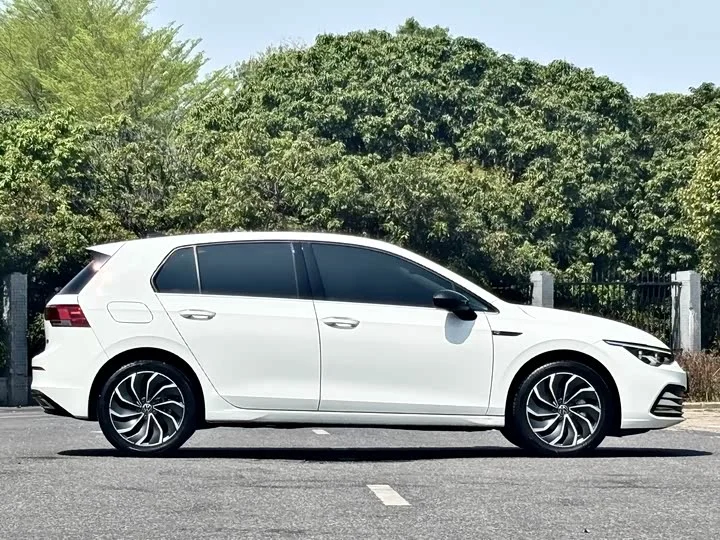 Volkswagen Golf Pro - миниатюра 5
