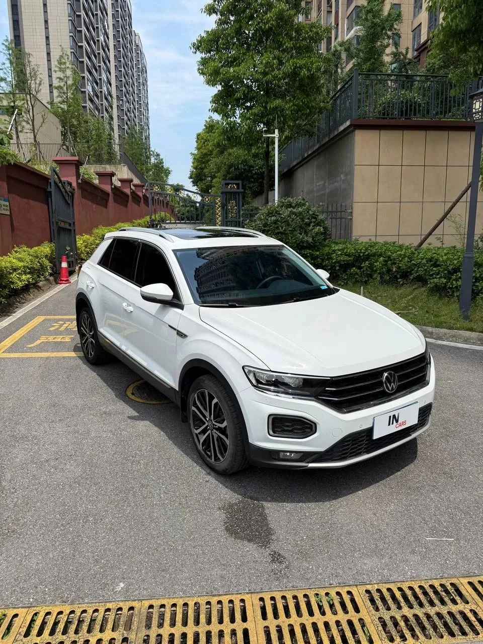 Volkswagen T-Roc - миниатюра 5