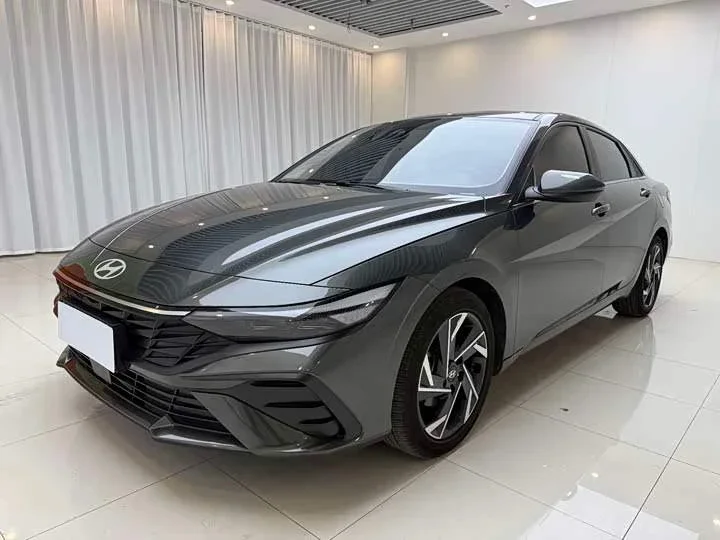 Hyundai Elantra - миниатюра 2