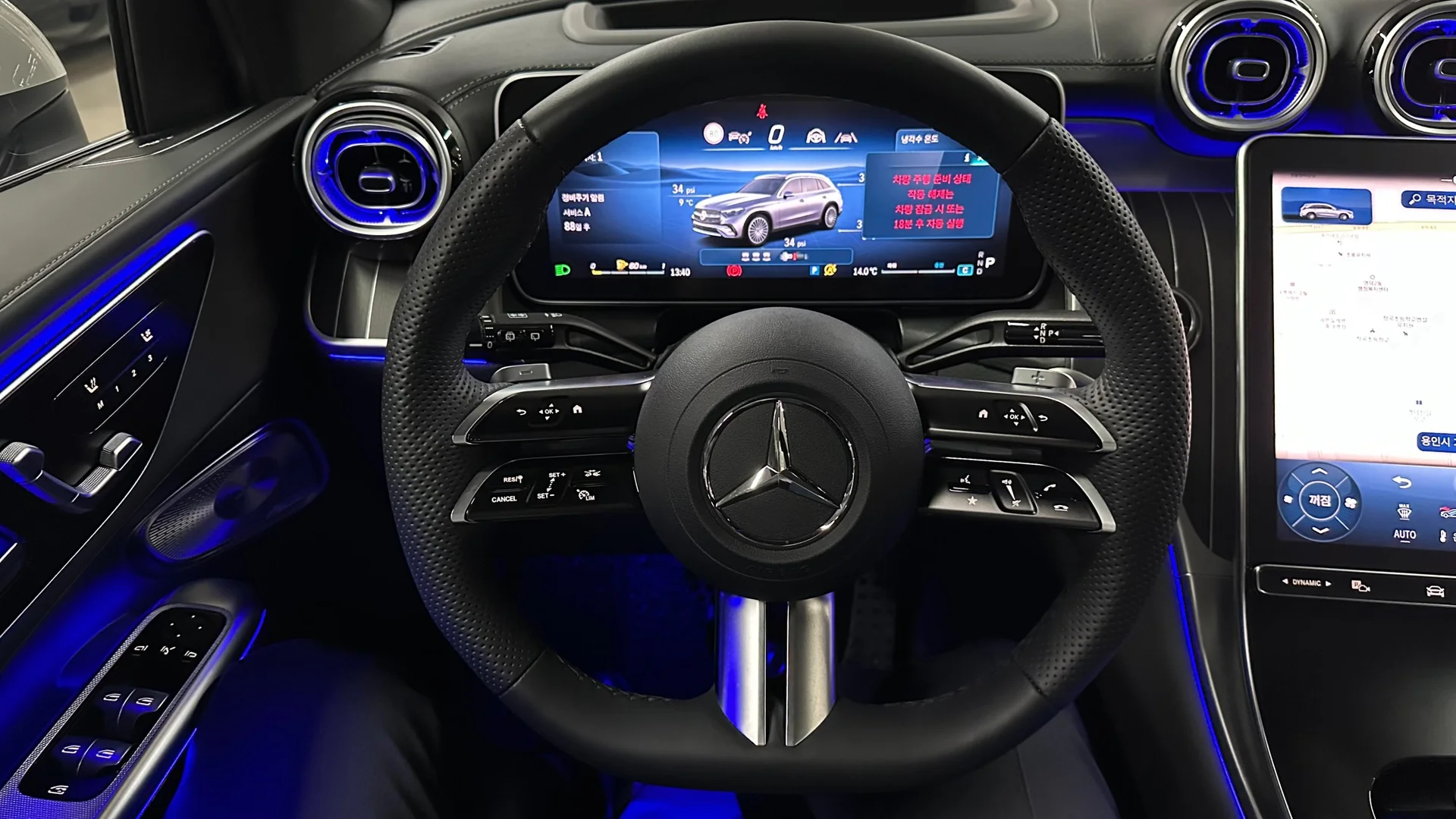 Mercedes Benz GLC - миниатюра 12