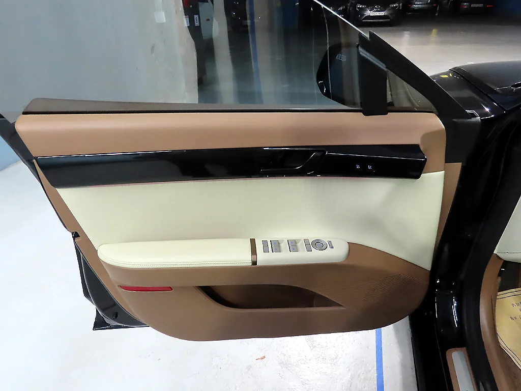 Hyundai Grandeur - миниатюра 10