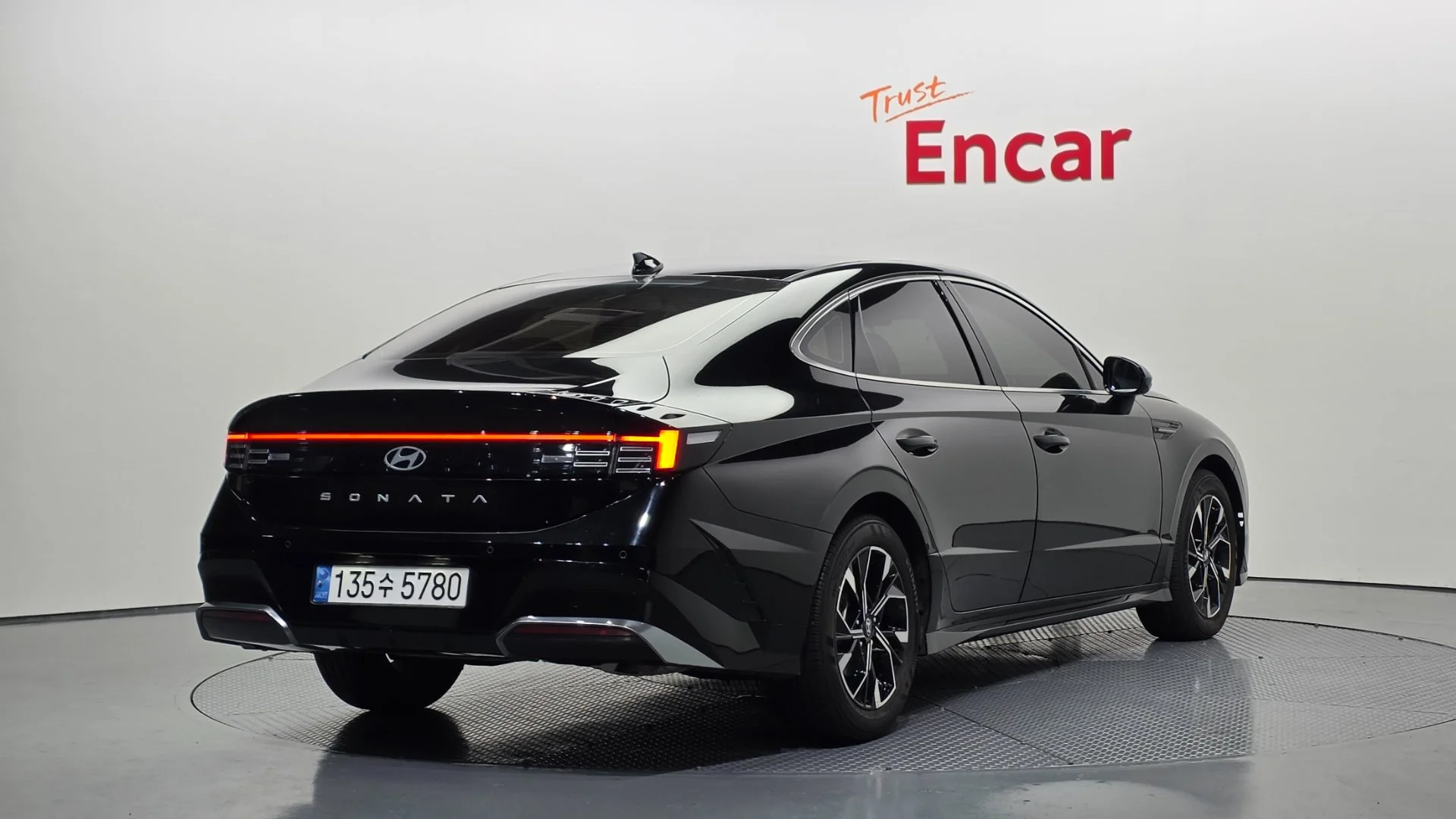 Hyundai Sonata - миниатюра 2