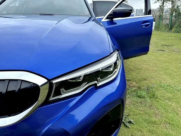 BMW 320i - миниатюра 8