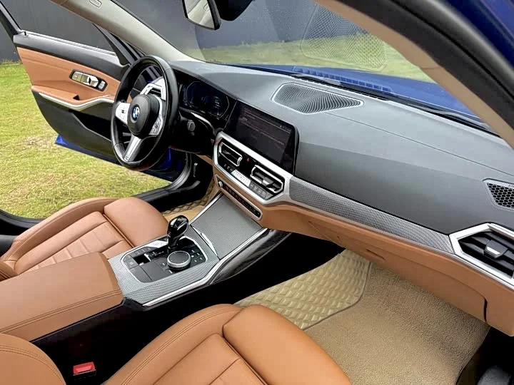 BMW 320i - миниатюра 17