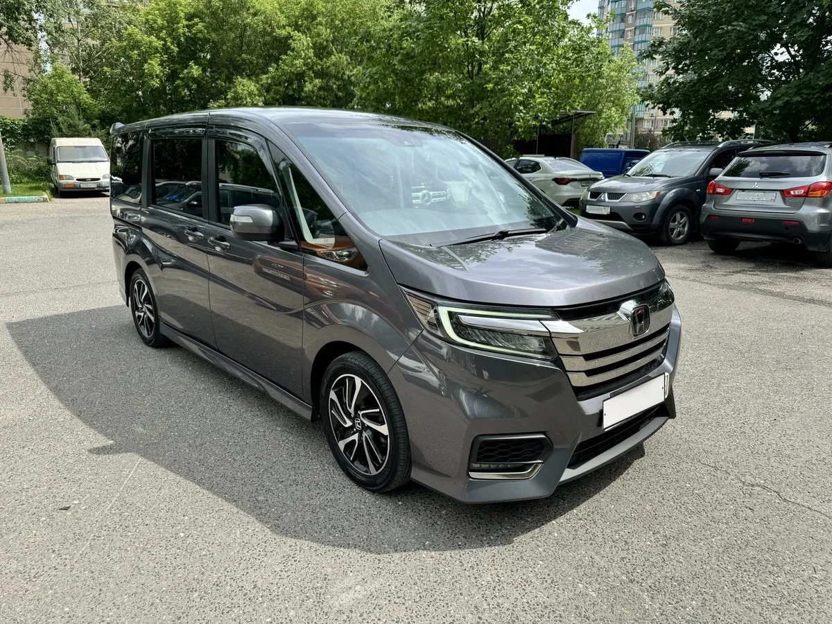 Honda StepWagon SPADA - миниатюра 2