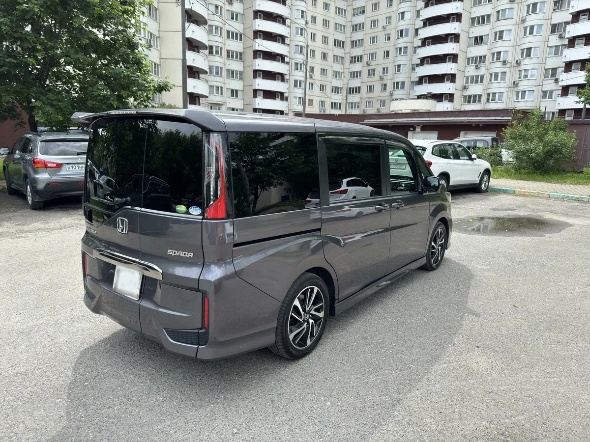 Honda StepWagon SPADA - миниатюра 3