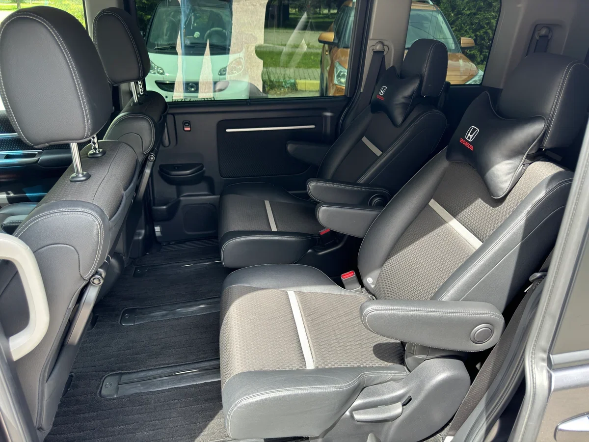 Honda StepWagon SPADA - миниатюра 10