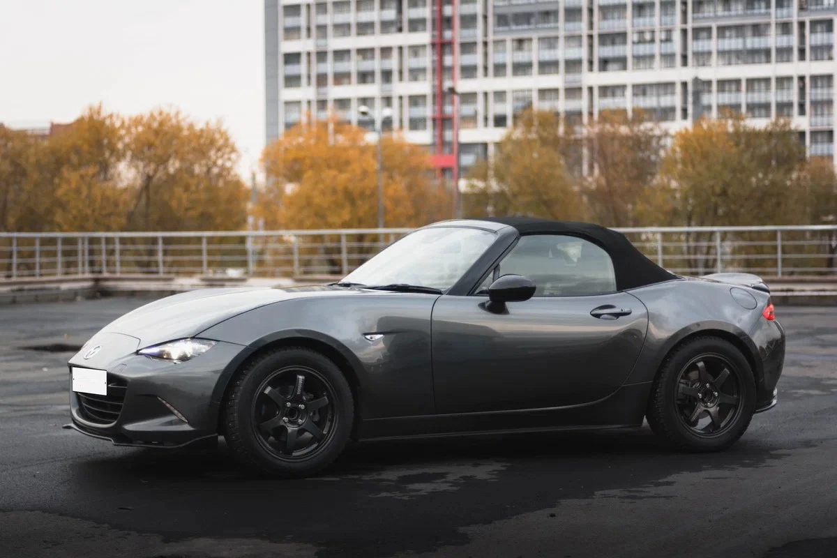 Mazda Roadster 1.5 МКПП - миниатюра 11