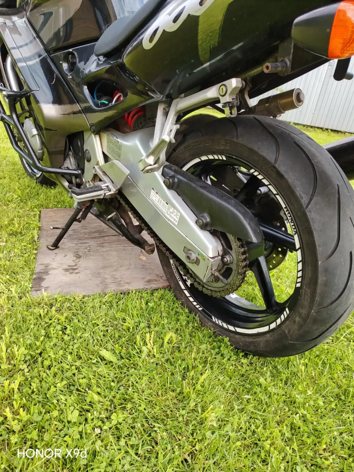 Honda CBR600F3 - миниатюра 3