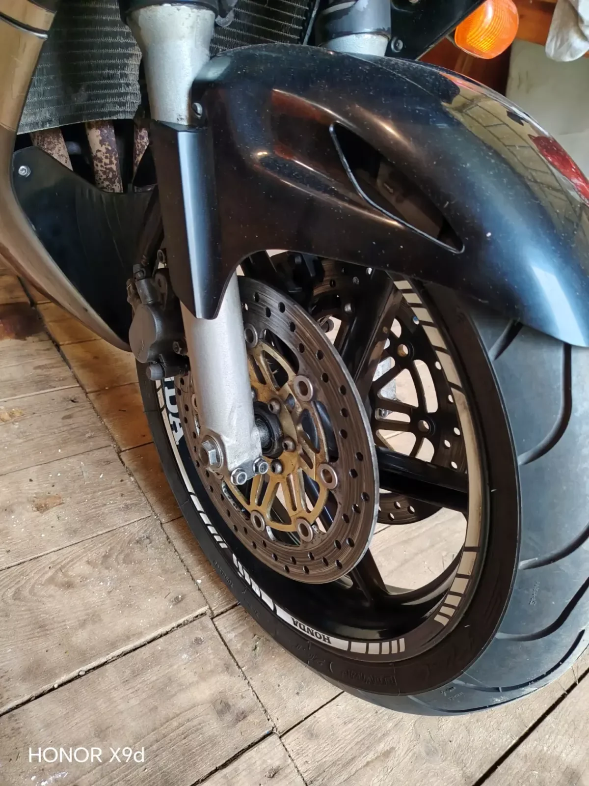 Honda CBR600F3 - миниатюра 11