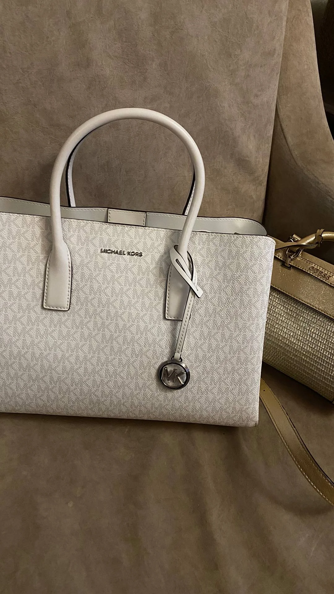 Сумка женская Michael Kors белая - изображение 1