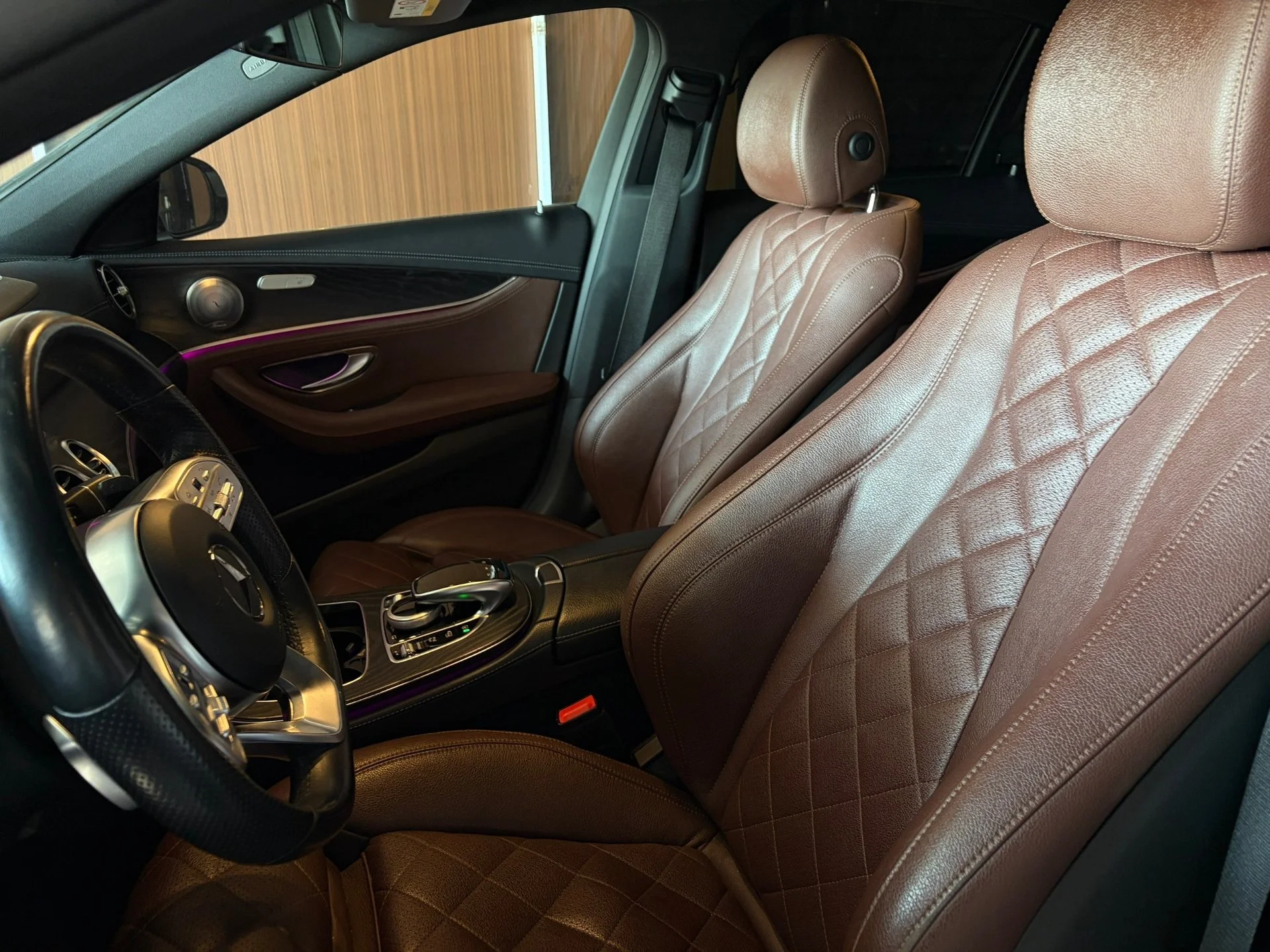 Mercedes-Benz E класс - миниатюра 9