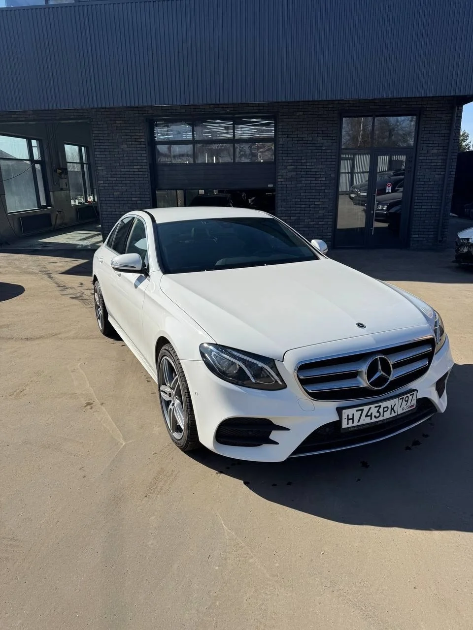 Mercedes-Benz E класс - миниатюра 11
