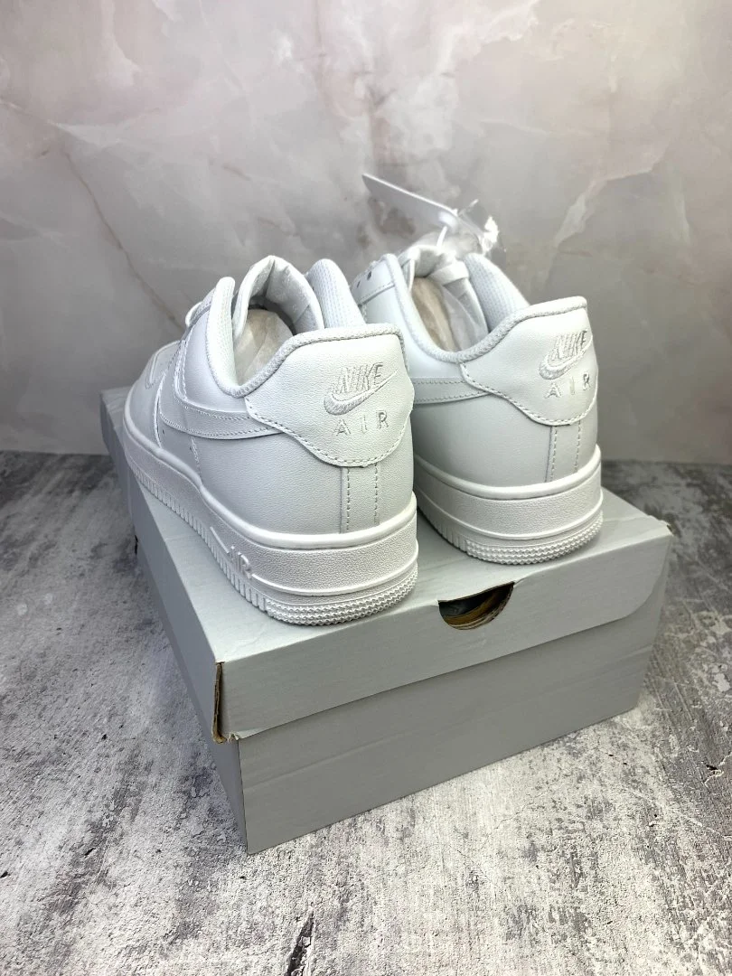 Кроссовки мужские Nike Air Force 1 White - миниатюра 3