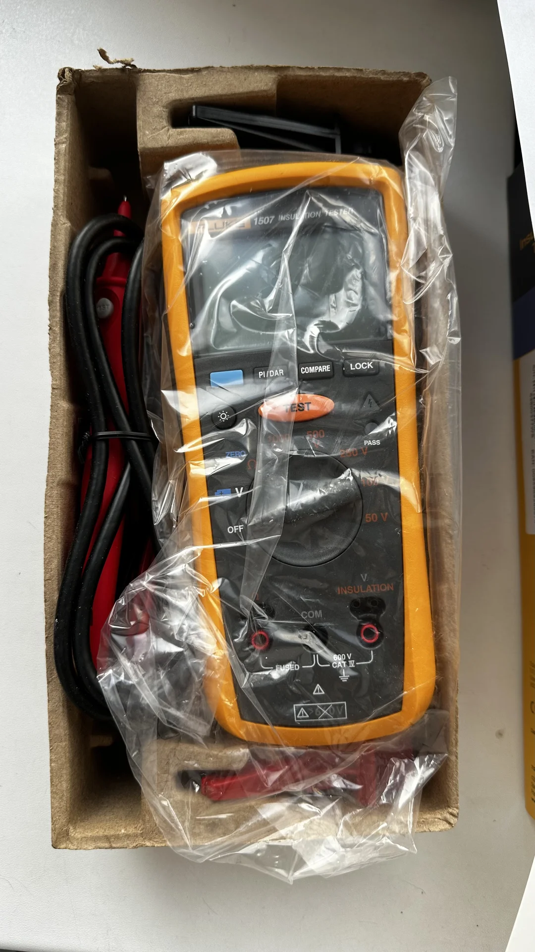 Мультимерт fluke 1507 - изображение 1