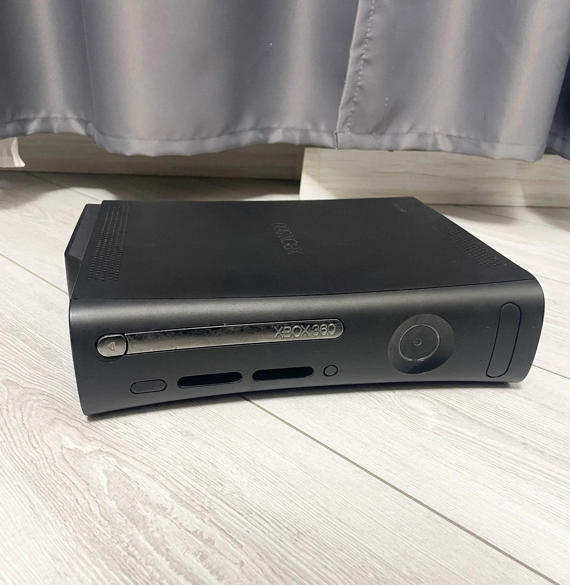 Xbox 360 + 80 дисков - миниатюра 2