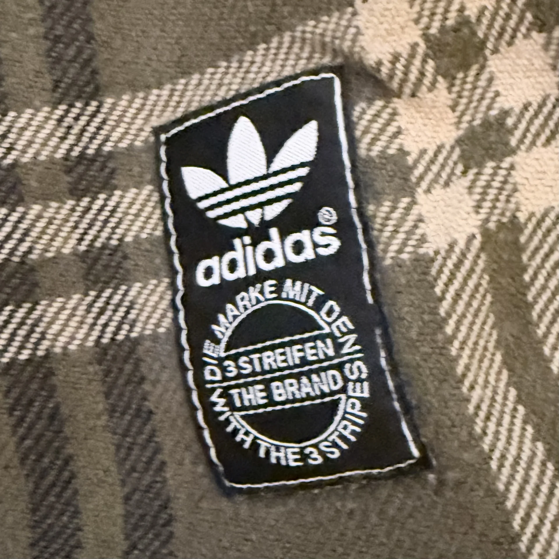Рубашка мужская в клетку Adidas Originals / 44 (S) - миниатюра 2