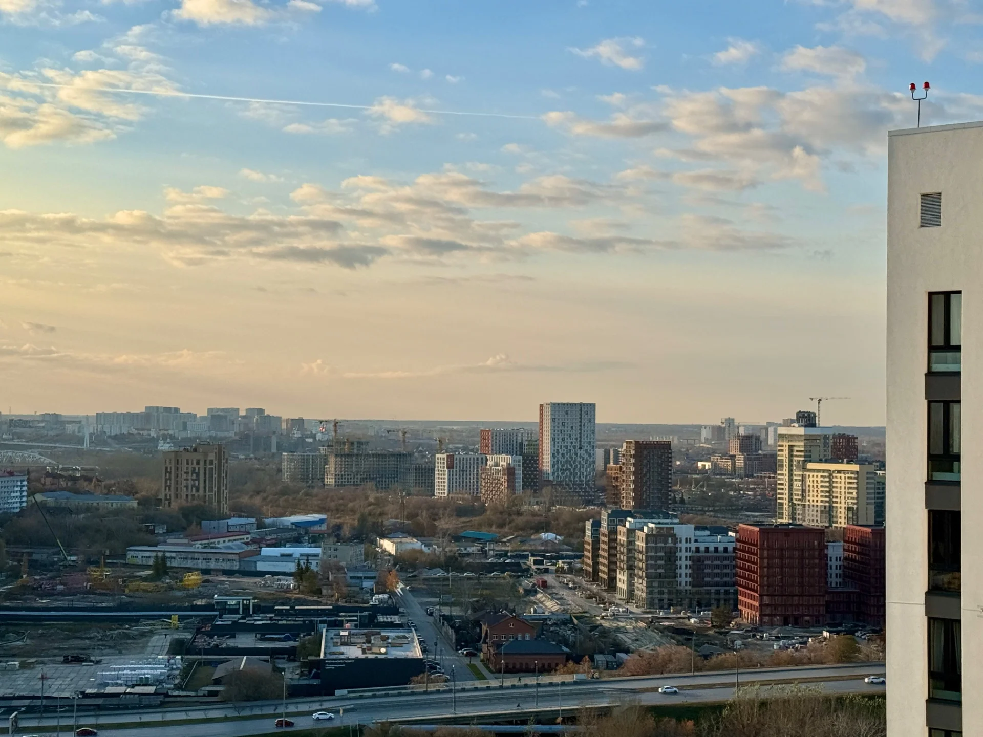 Дотянуться до небес 🌥️ - миниатюра 13