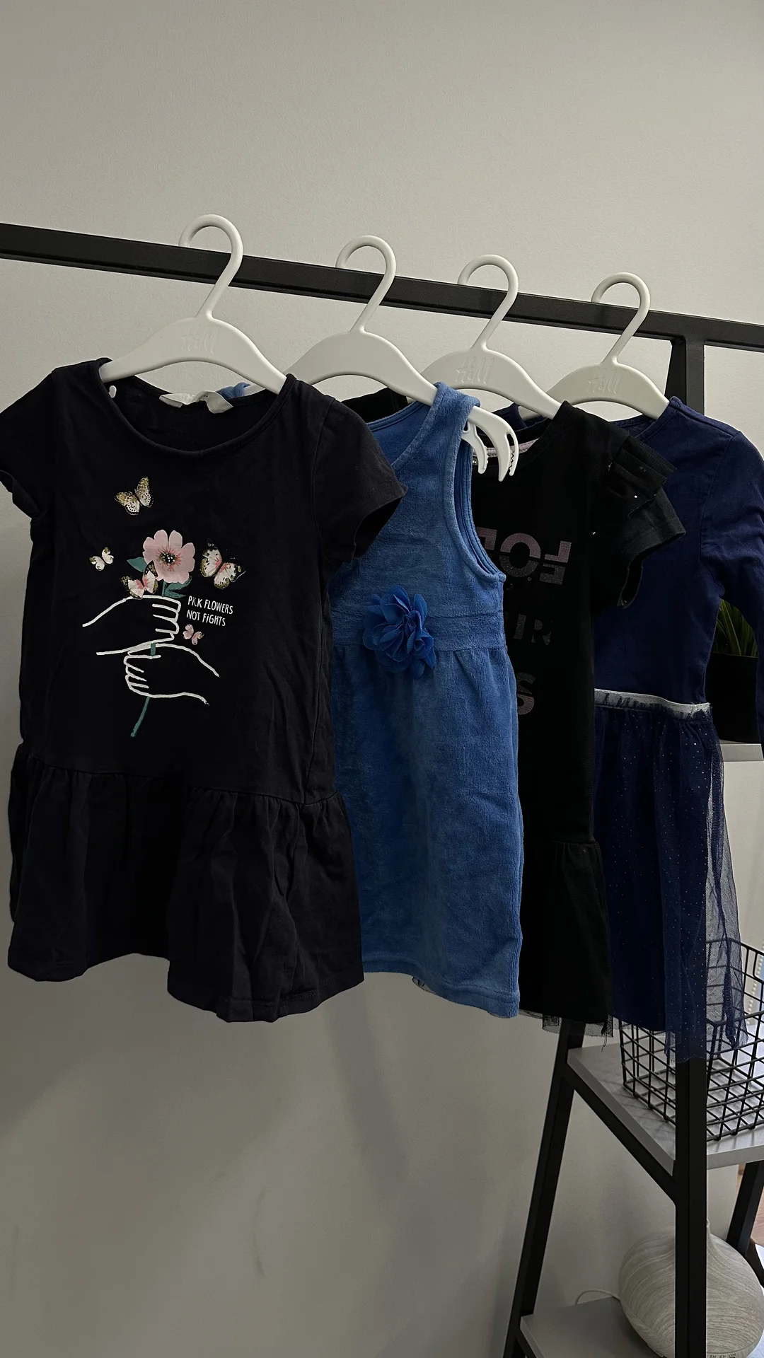 Платья для девочки 104 h&m crockid комплектом - изображение 1