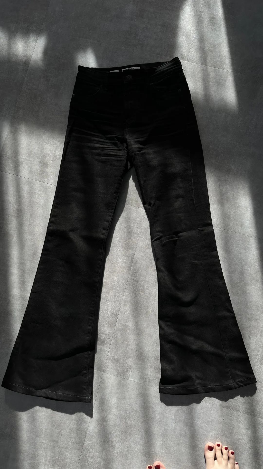 Джинсы клеш xs bershka - миниатюра 5