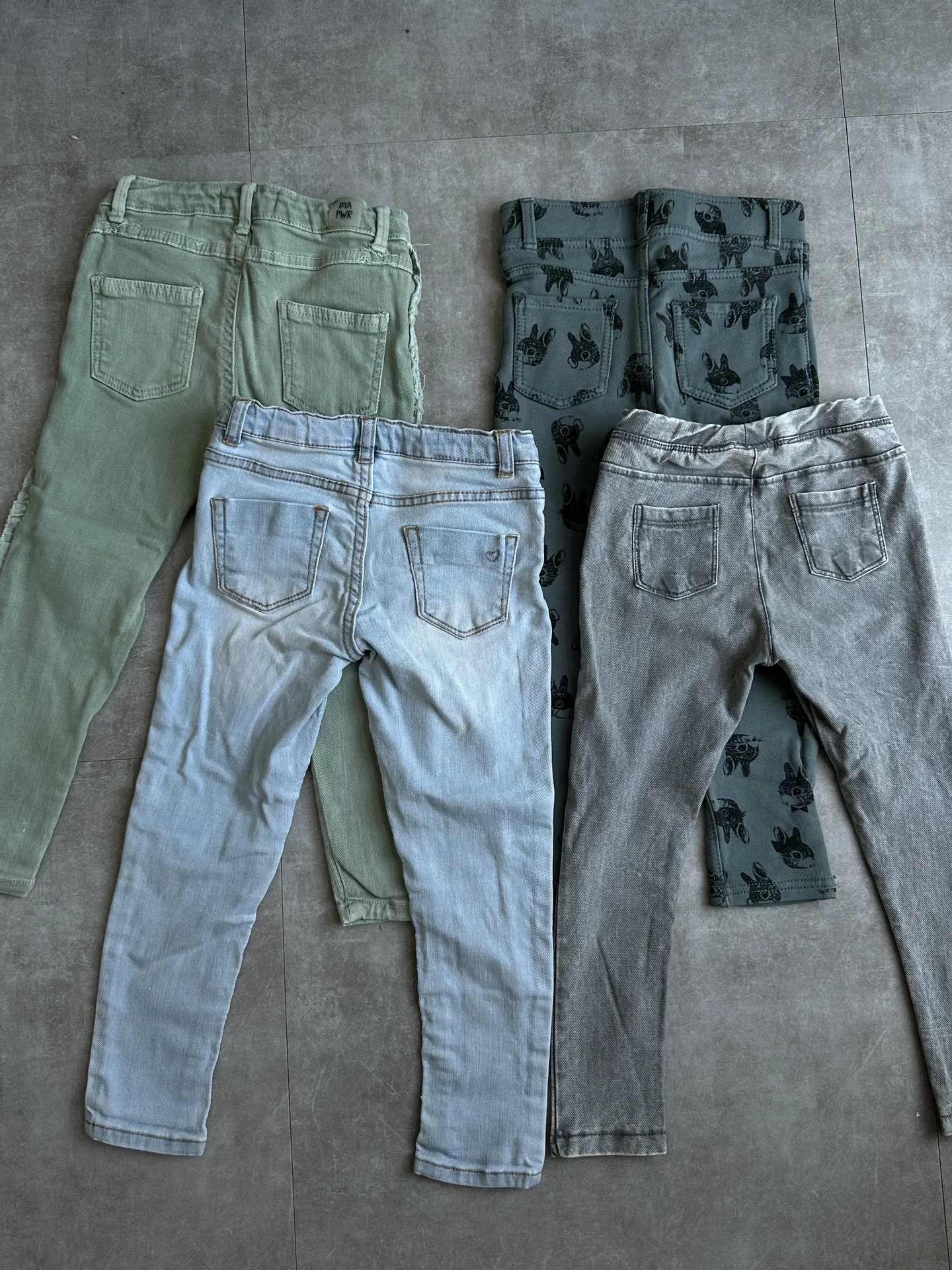 Джинсы и лосины zara 104 для девочки пакетом - миниатюра 10