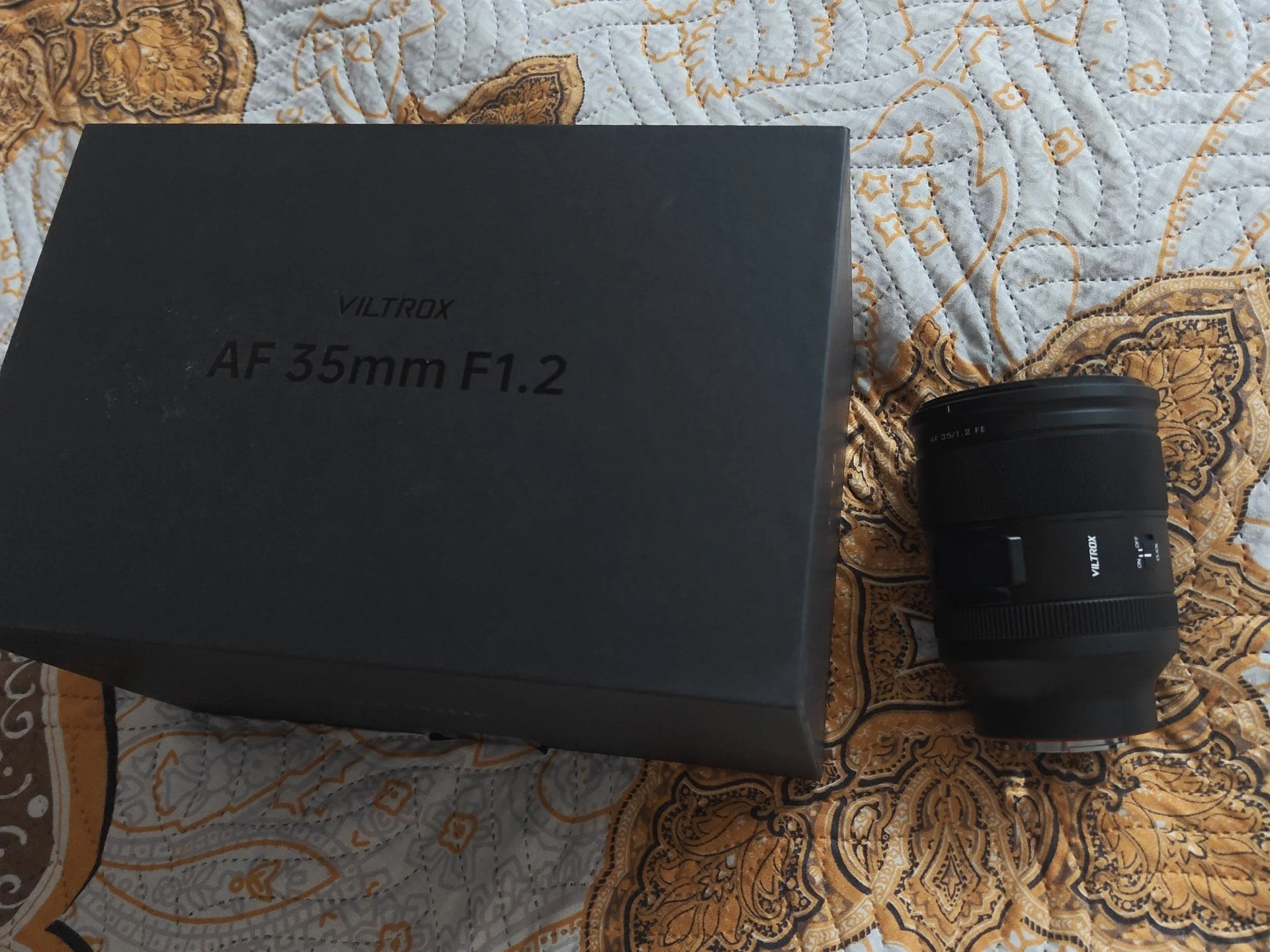 Объектив Viltrox 35 1.2 LAB sony FE - изображение 1