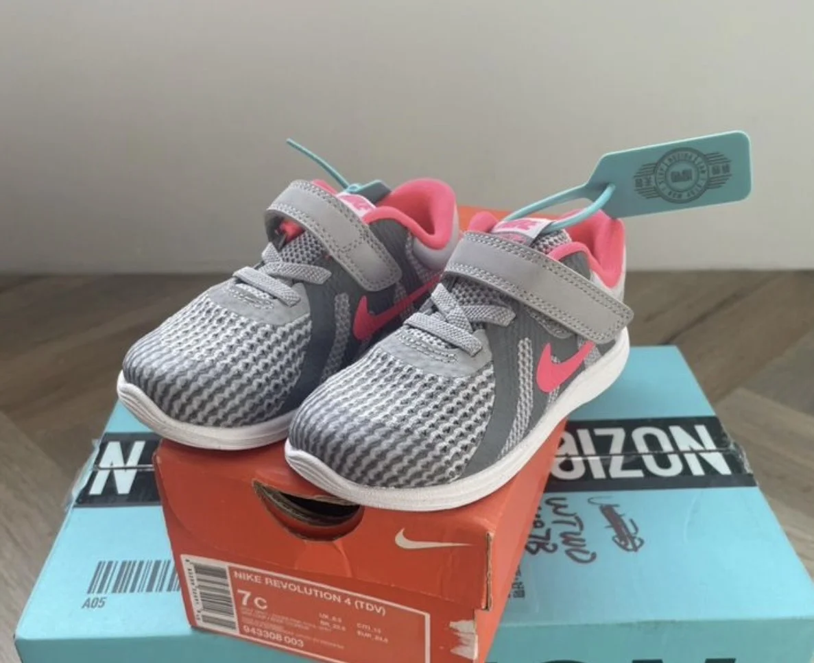 Детские кроссовки Nike Revolution оригинал 23,5eu - миниатюра 6