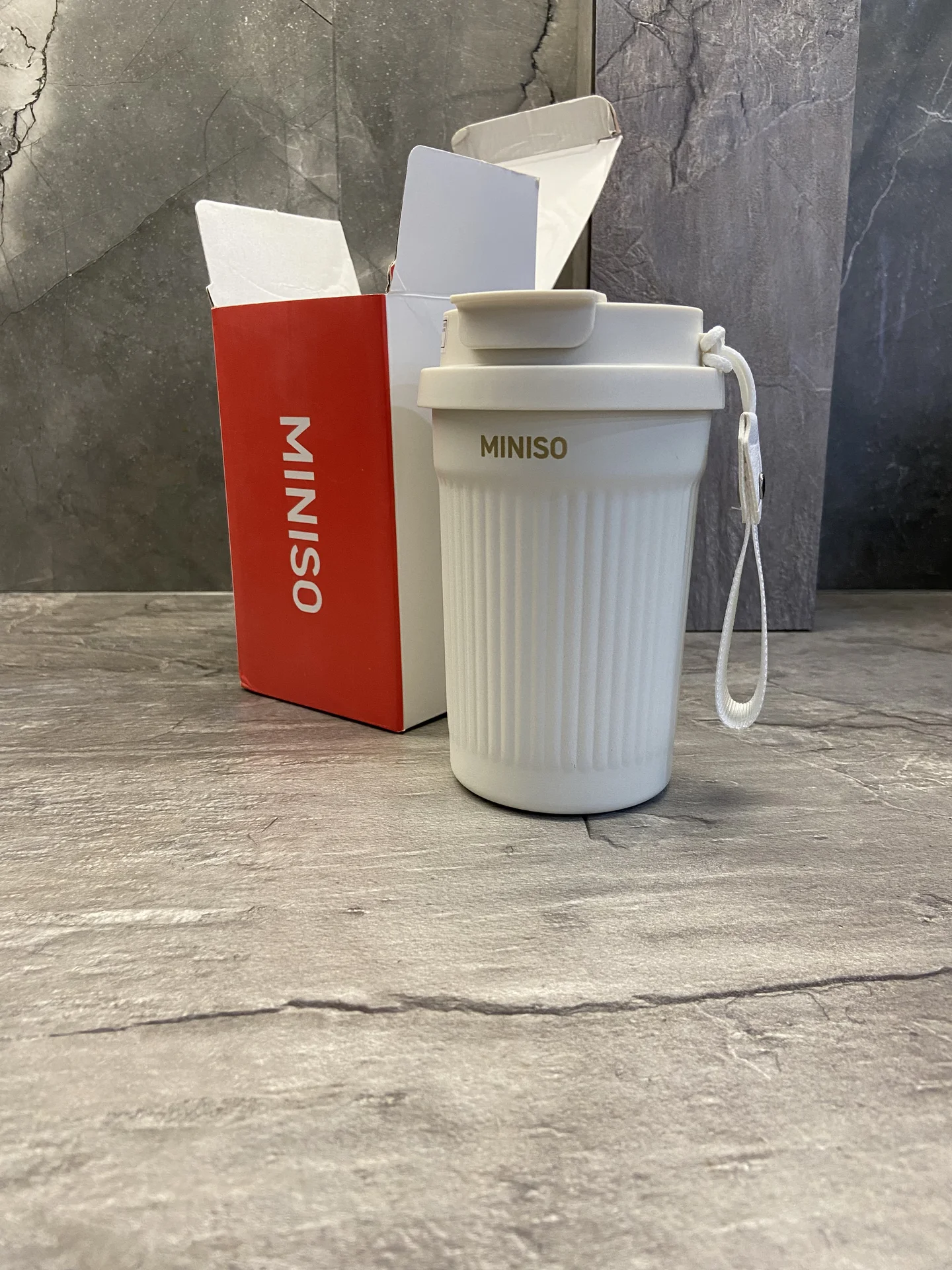 Термостакан Miniso 385ml - изображение 1
