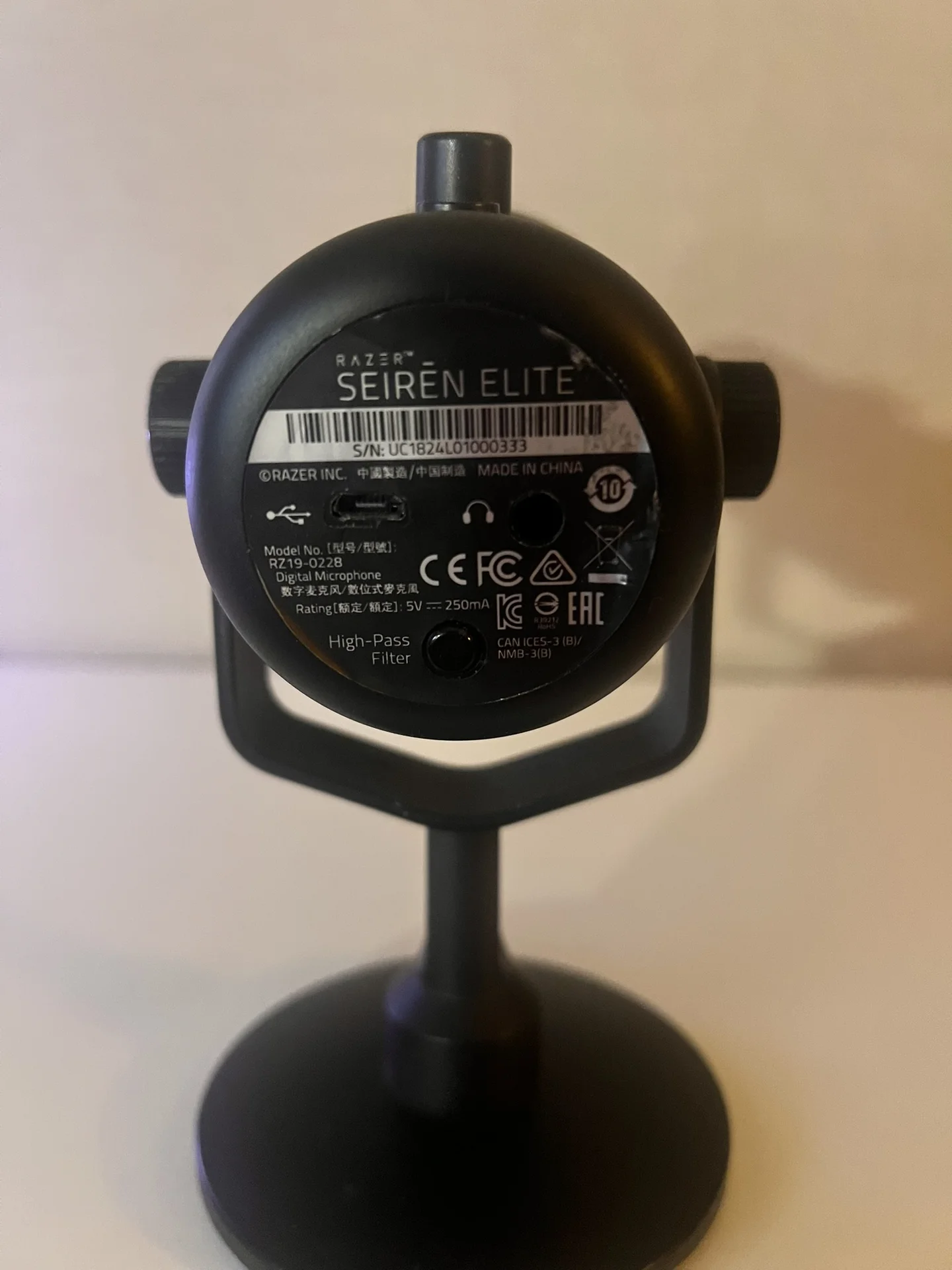 Микрофон Razer Seiren Elite - миниатюра 3